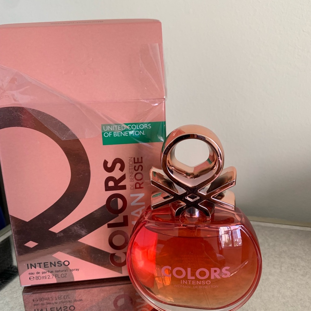 United Colors of Benetton Intenso Red Perfume - Picture 2 of 6